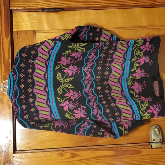 Glen Tara Knit Cardigan Made in Ireland - Picture 11 of 16